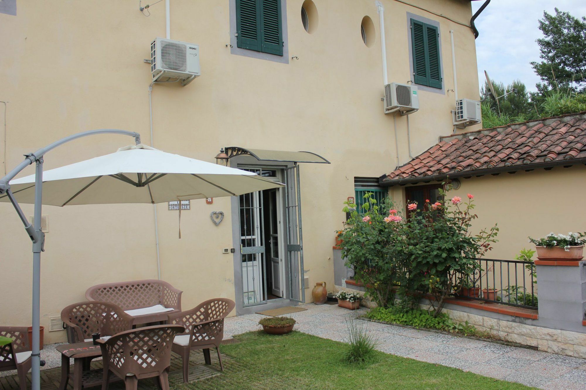 Relais Le Ortensie Hotel Pisa Exterior photo